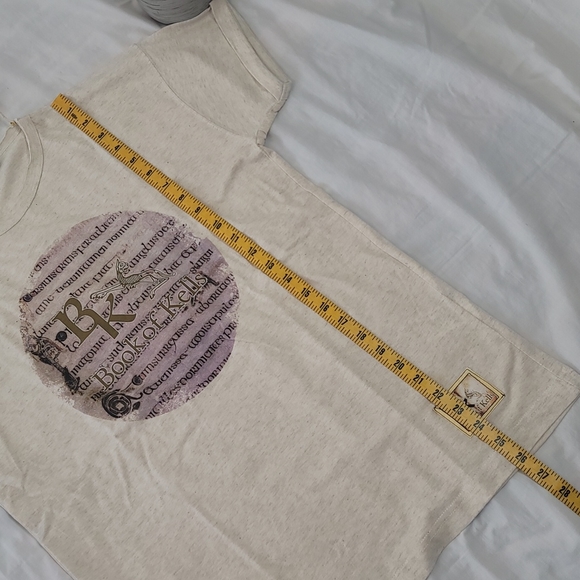Book of Kells tee shirt sz Small NWT - Picture 5 of 7
